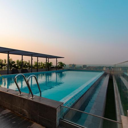 7 Minutes From The Airport - Chic Studio Accra Luaran gambar